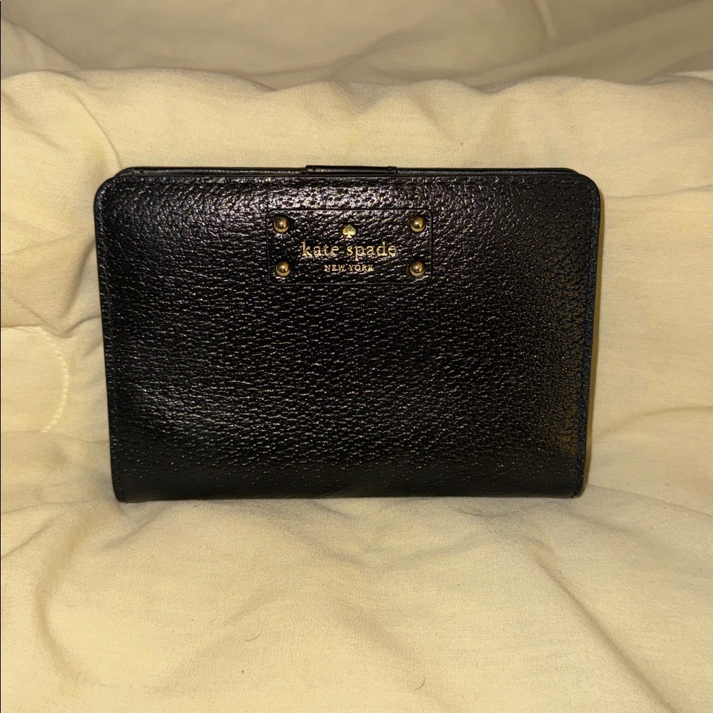 Kate Spade Textured Black Wallet EUC